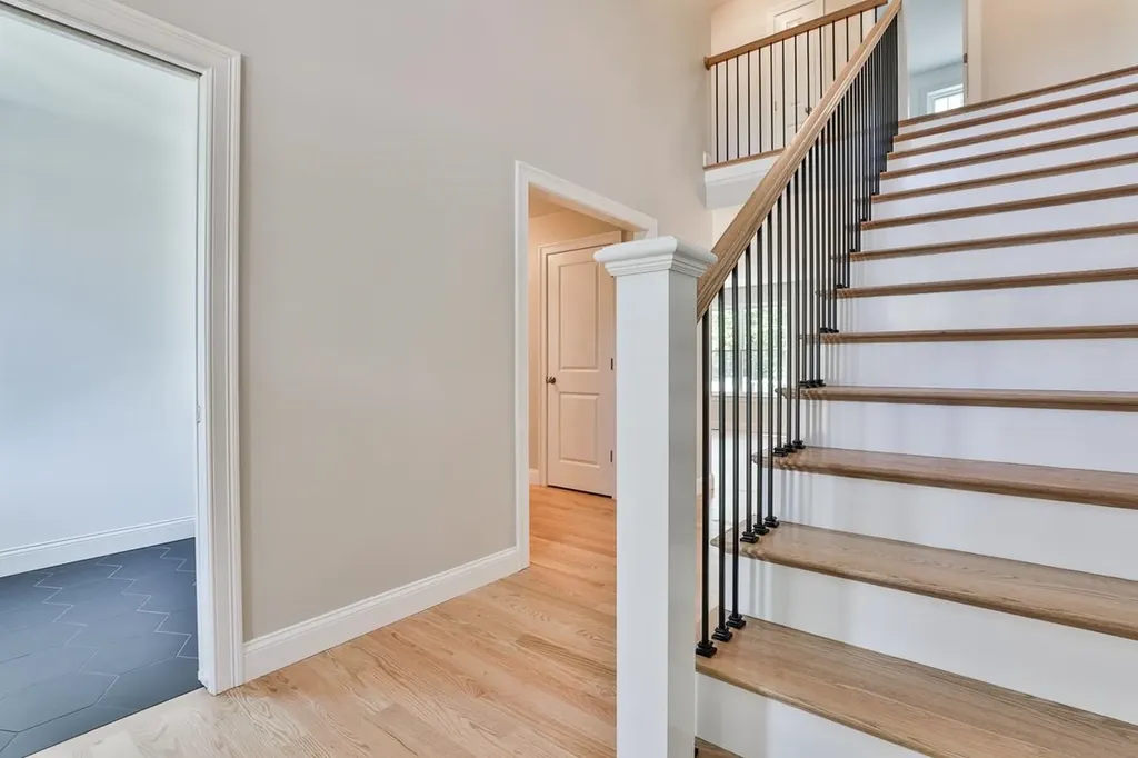 33 Countryside Drive Brookline NH 03033