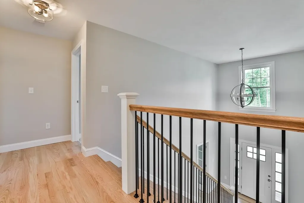 33 Countryside Drive Brookline NH 03033