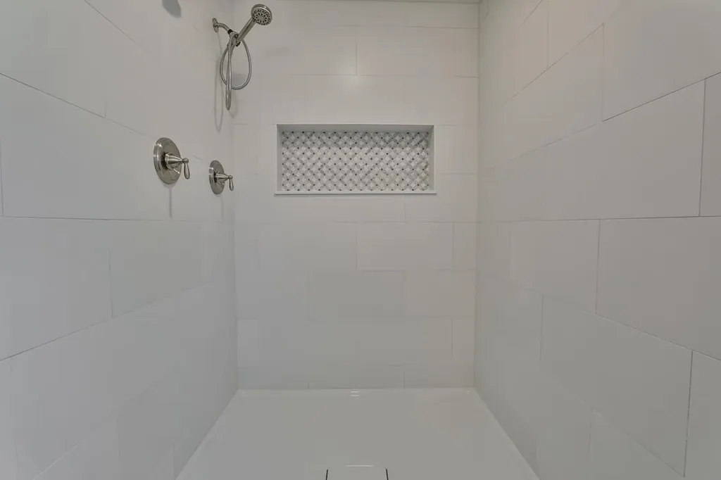 33 Countryside Drive Brookline NH 03033