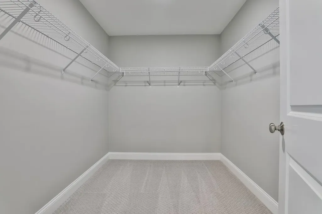 33 Countryside Drive Brookline NH 03033