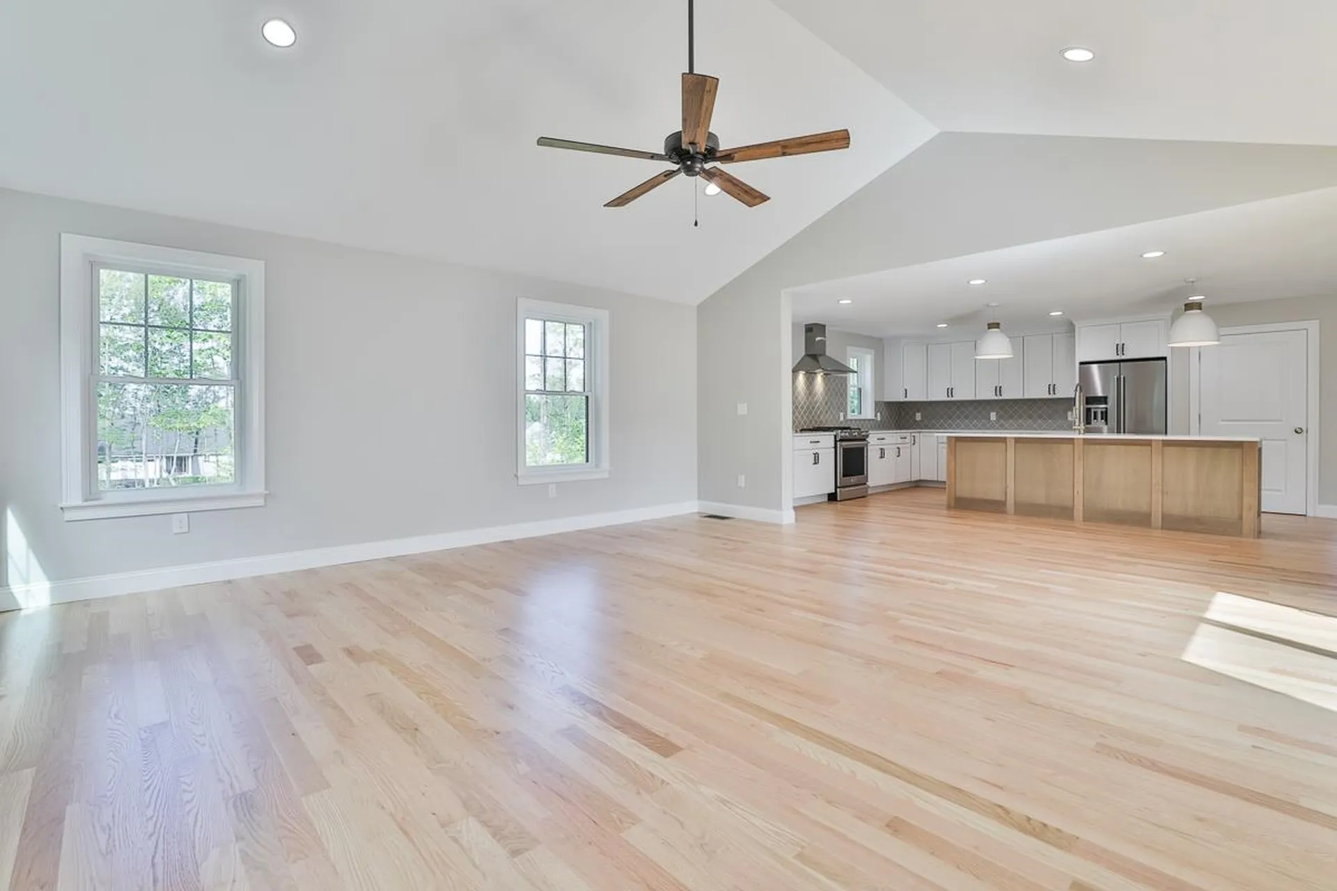 33 Countryside Drive Brookline NH 03033