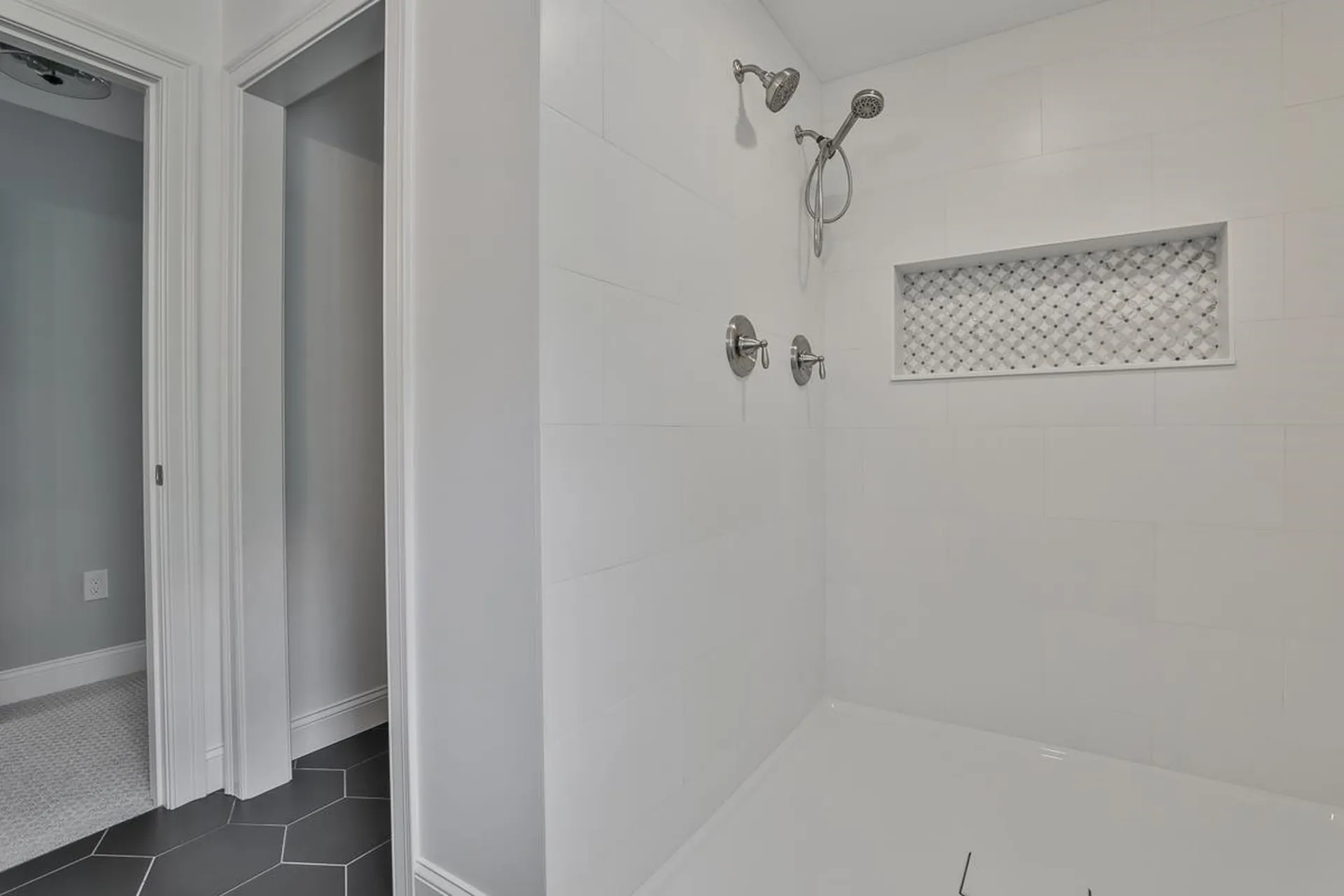 33 Countryside Drive Brookline NH 03033