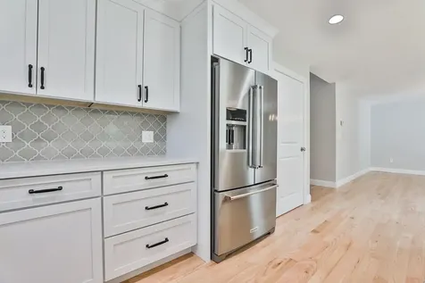 33 Countryside Drive Brookline NH 03033