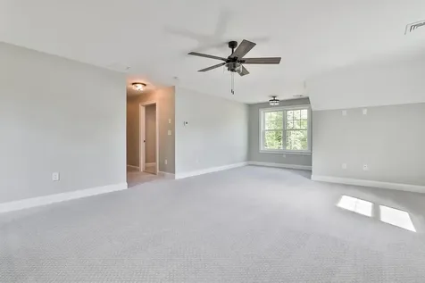 33 Countryside Drive Brookline NH 03033