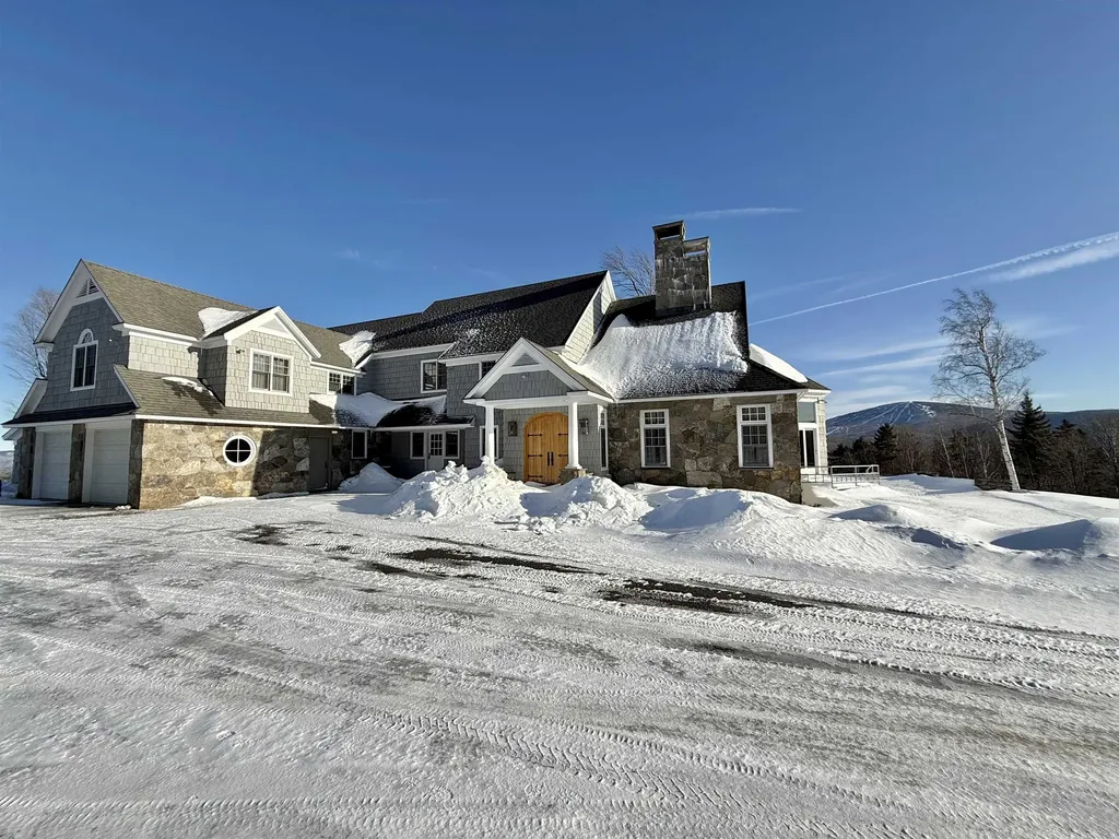 19 Old Town Road Winhall VT 05340