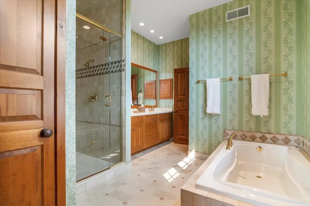 19 Old Town Road Winhall VT 05340