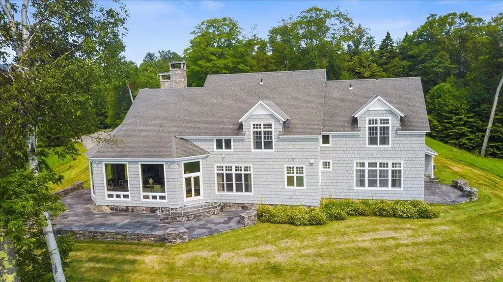 19 Old Town Road Winhall VT 05340