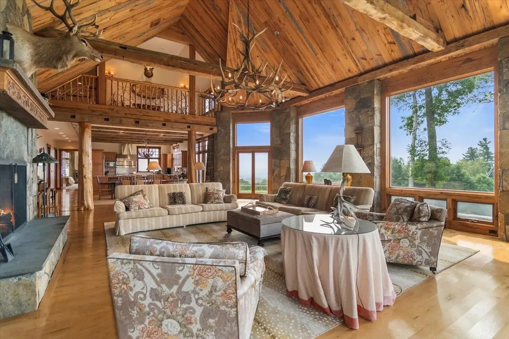 19 Old Town Road Winhall VT 05340