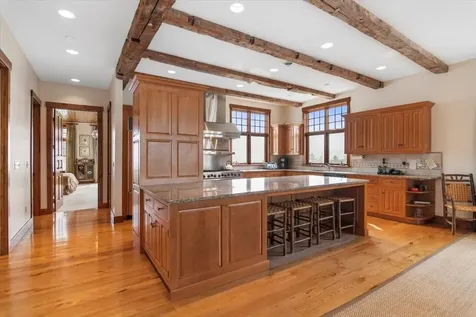 19 Old Town Road Winhall VT 05340