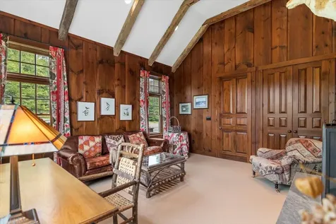 19 Old Town Road Winhall VT 05340