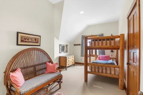 19 Old Town Road Winhall VT 05340