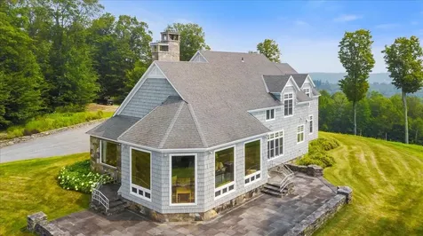 19 Old Town Road Winhall VT 05340