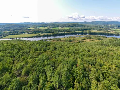 202 River Road Lyme NH 03768