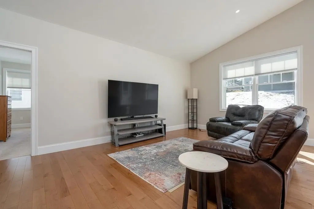 57 Blackstone Drive Raymond NH 03077