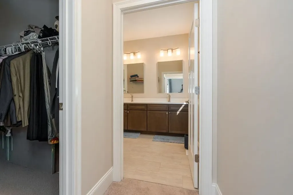 57 Blackstone Drive Raymond NH 03077