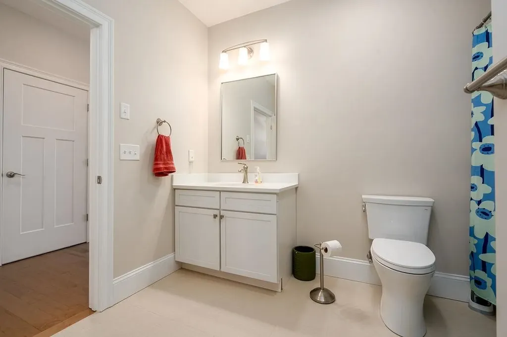 57 Blackstone Drive Raymond NH 03077