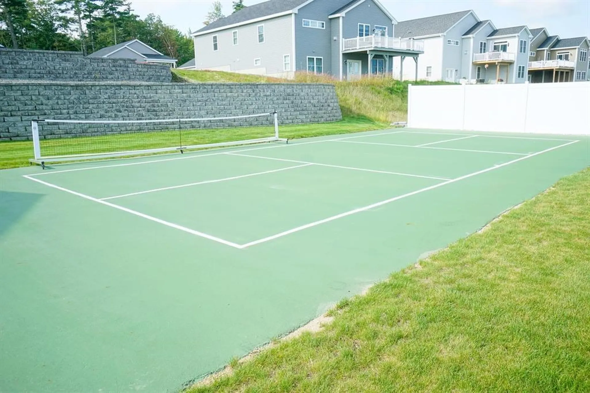 57 Blackstone Drive Raymond NH 03077