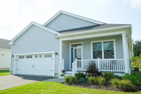 57 Blackstone Drive Raymond NH 03077