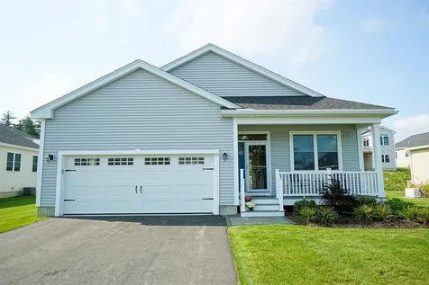 57 Blackstone Drive Raymond NH 03077