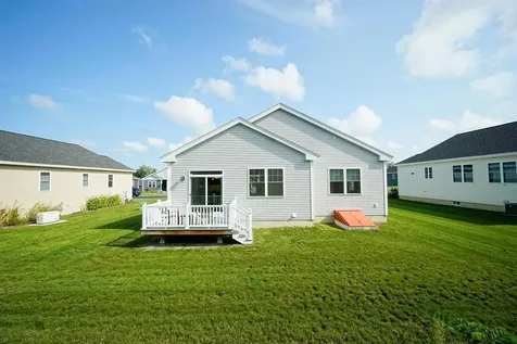 57 Blackstone Drive Raymond NH 03077