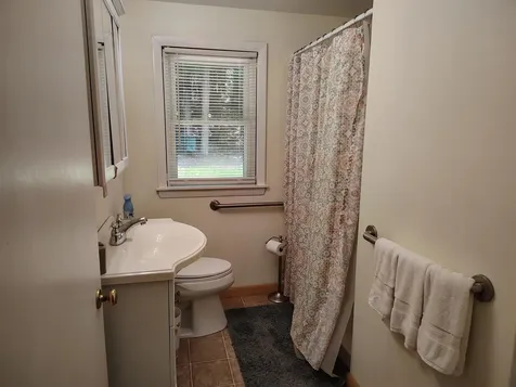 43 Beachwood Road Hebron NH 03241