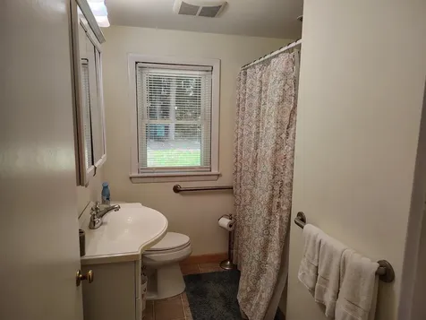 43 Beachwood Road Hebron NH 03241