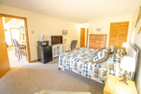 13 Fairways Drive Woodstock NH 03293