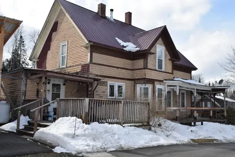 94 Elm Street Lancaster NH 03584