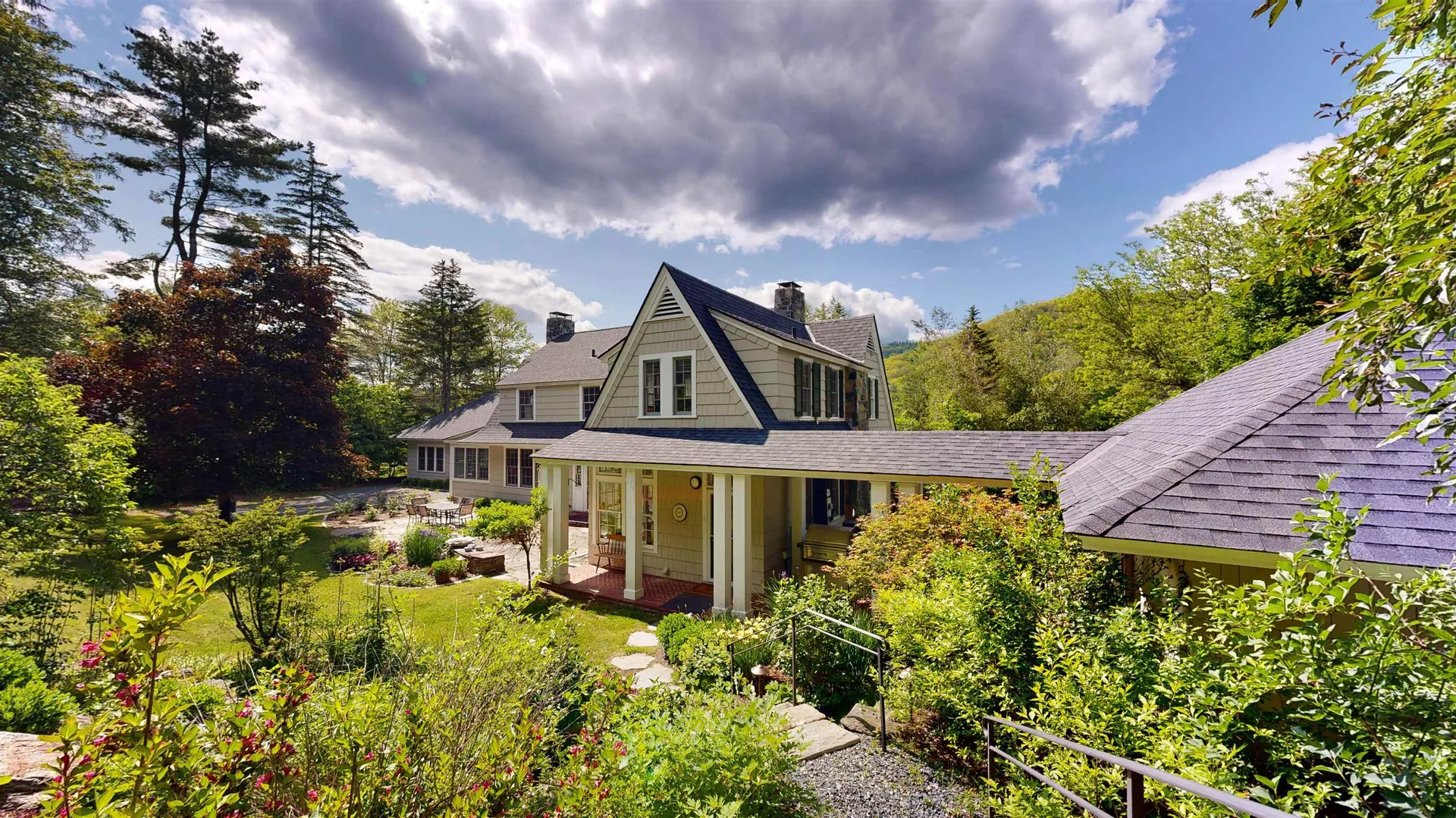 10 College Hill Road Woodstock VT 05091