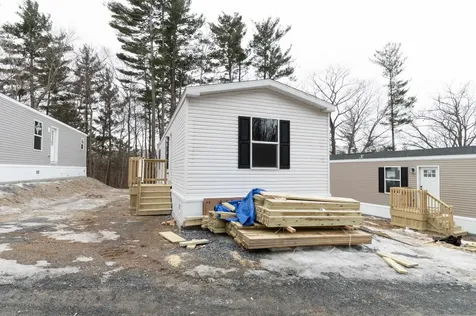 86 Ethans Way Bennington VT 05201