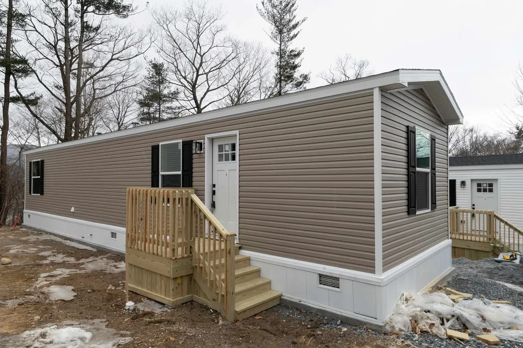 72 Ethans Way Bennington VT 05201