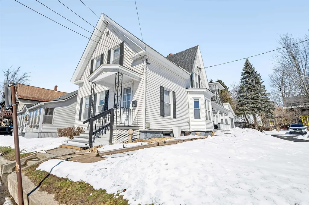 129 Seminary Street Barre City VT 05641