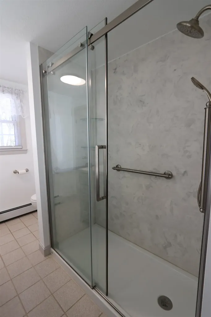 53 Wadleigh Point Road Kingston NH 03848