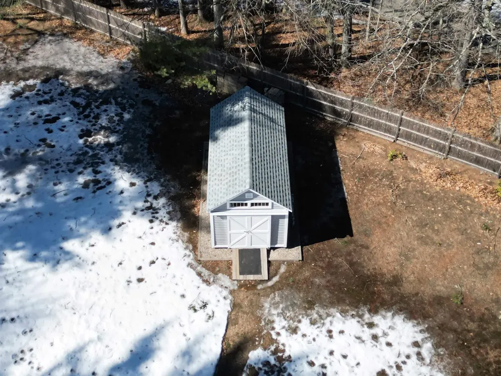 53 Wadleigh Point Road Kingston NH 03848