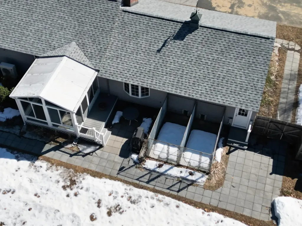 53 Wadleigh Point Road Kingston NH 03848