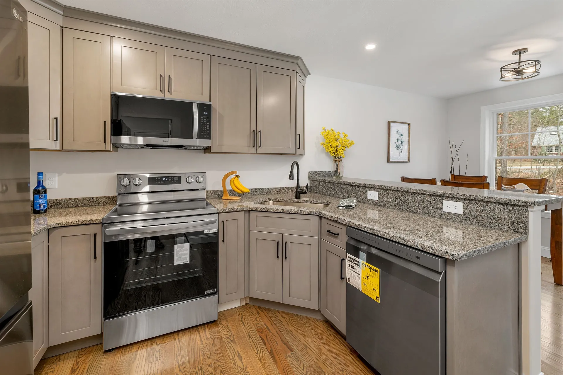 3-B Mustang Drive Litchfield NH 03052