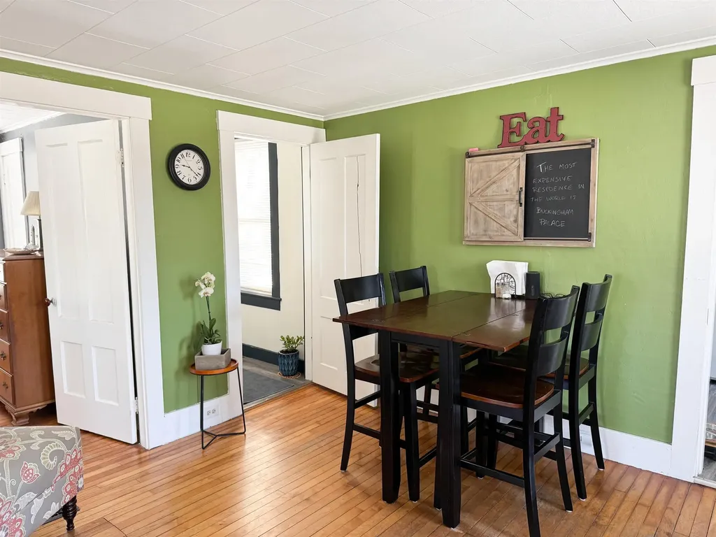 36 Woodbury Street Keene NH 03431