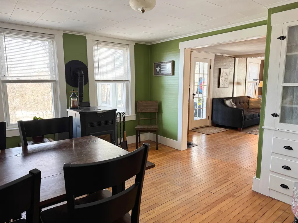 36 Woodbury Street Keene NH 03431