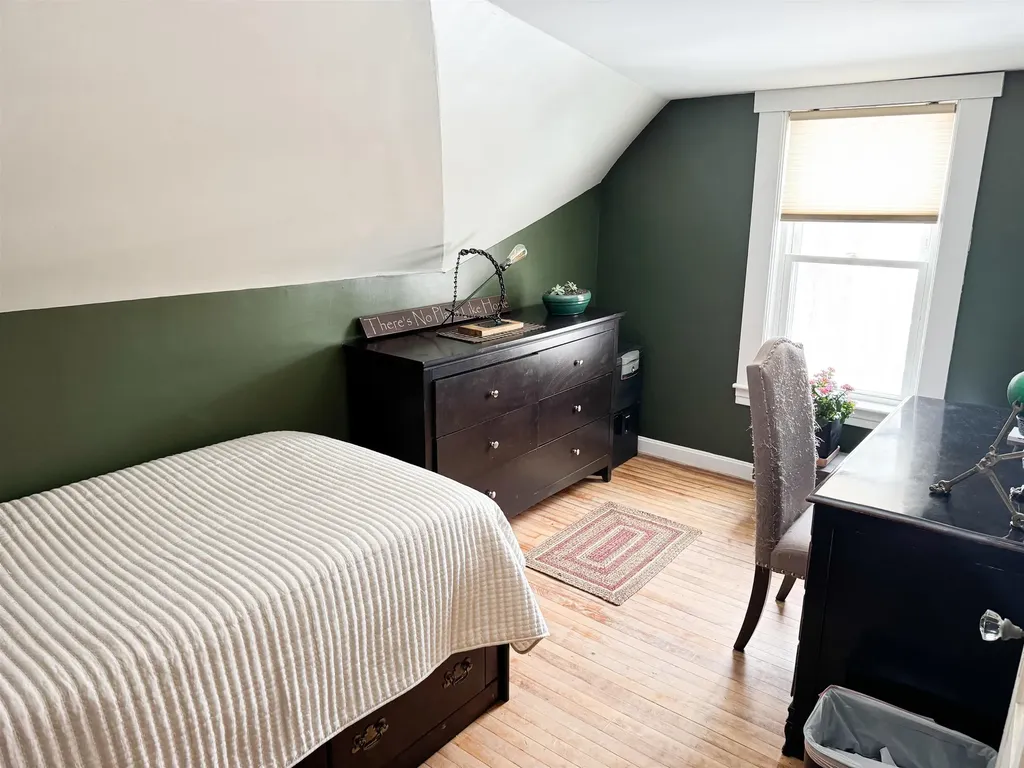 36 Woodbury Street Keene NH 03431