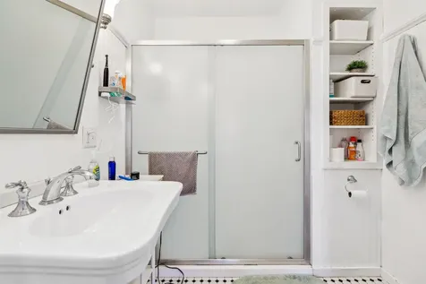 128 N Main Street Lebanon NH 03784