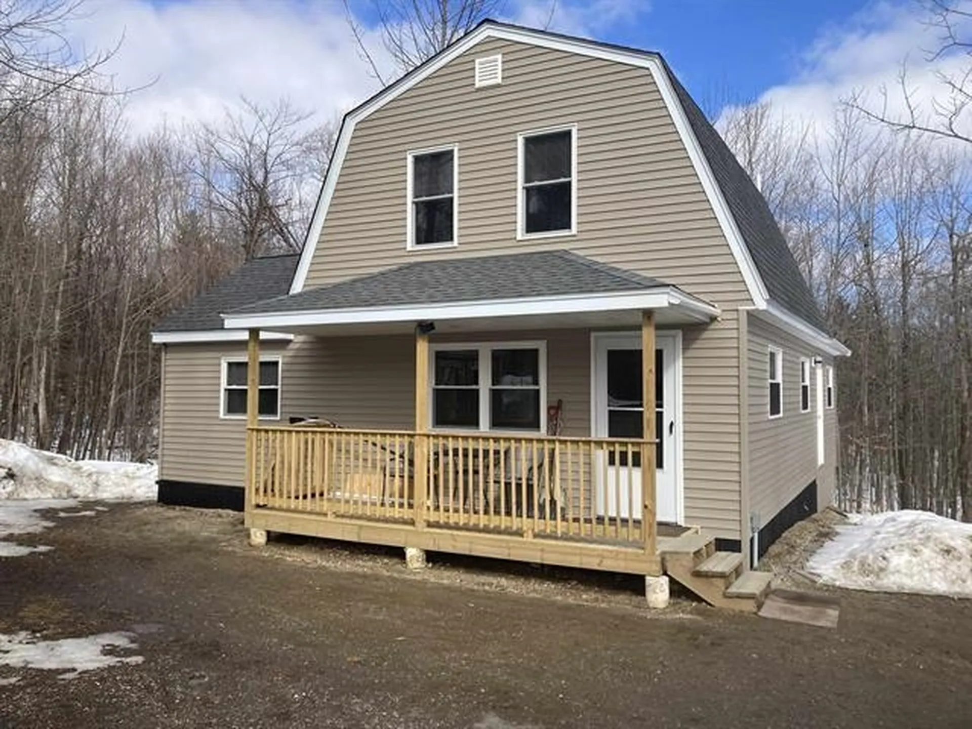 372 Kinsman Road Grafton NH 03240