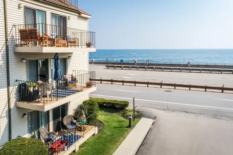 463 Ocean Boulevard Hampton NH 03842