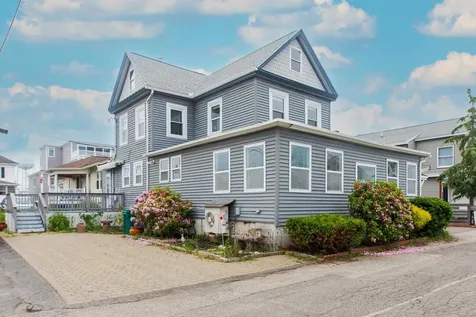 5 Cole Street Hampton NH 03842