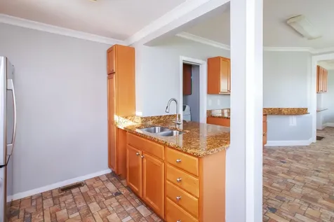 5 Cole Street Hampton NH 03842