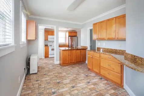 5 Cole Street Hampton NH 03842