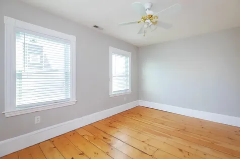 5 Cole Street Hampton NH 03842