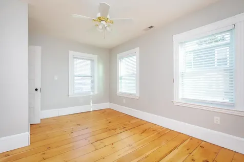 5 Cole Street Hampton NH 03842