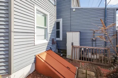 5 Cole Street Hampton NH 03842