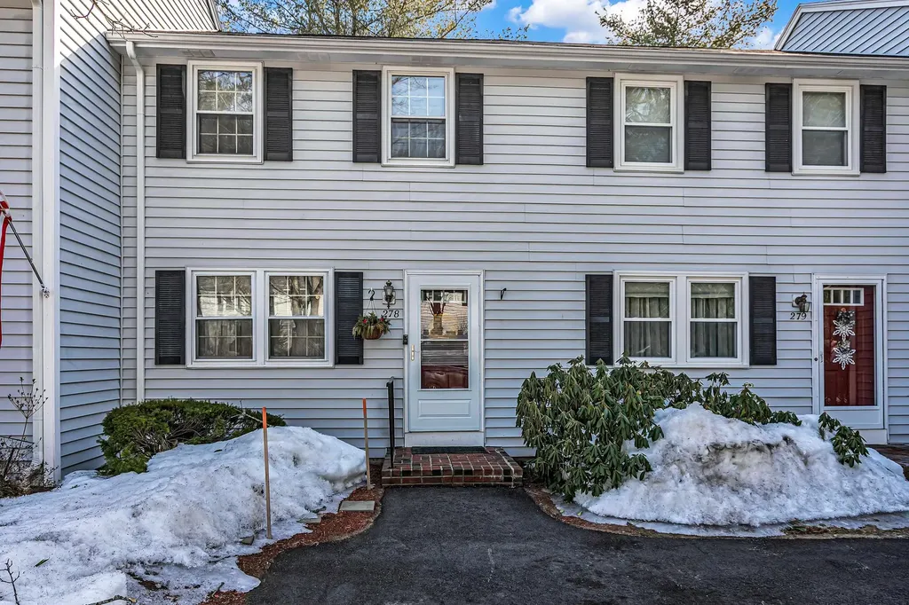 278 Winding Pond Road Londonderry NH 03053