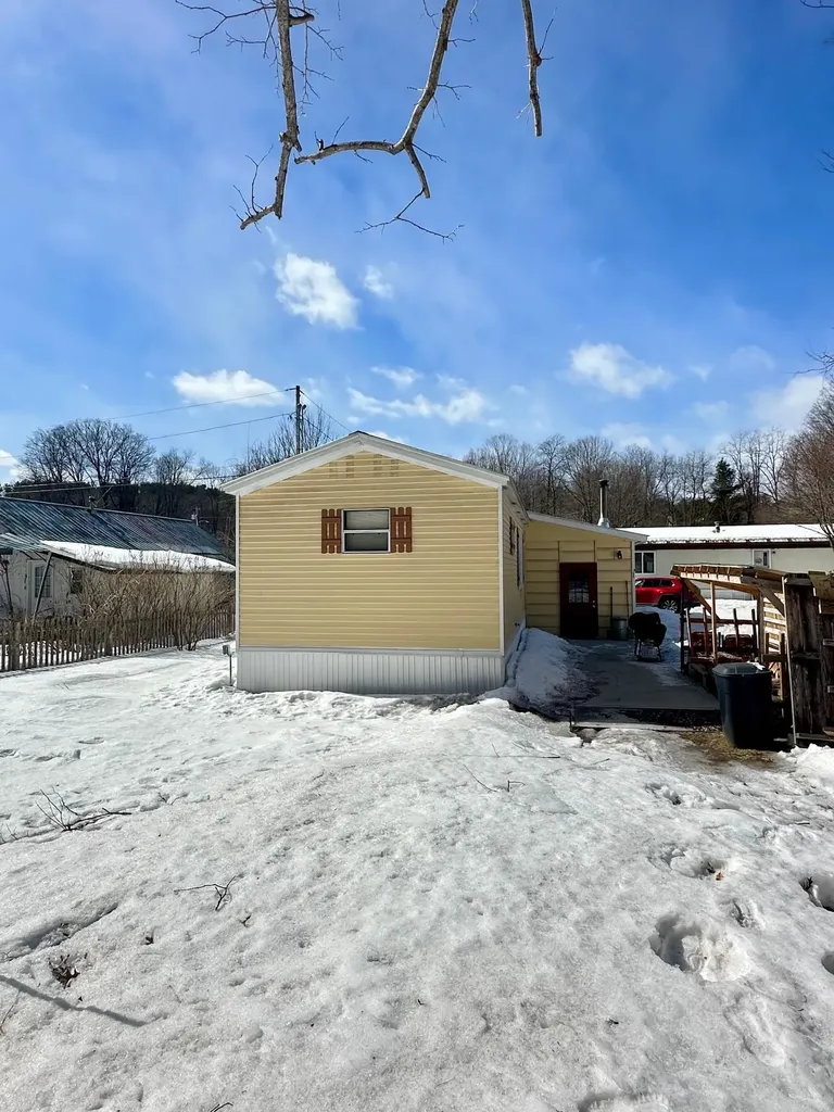 89 Glen Street Brattleboro VT 05301